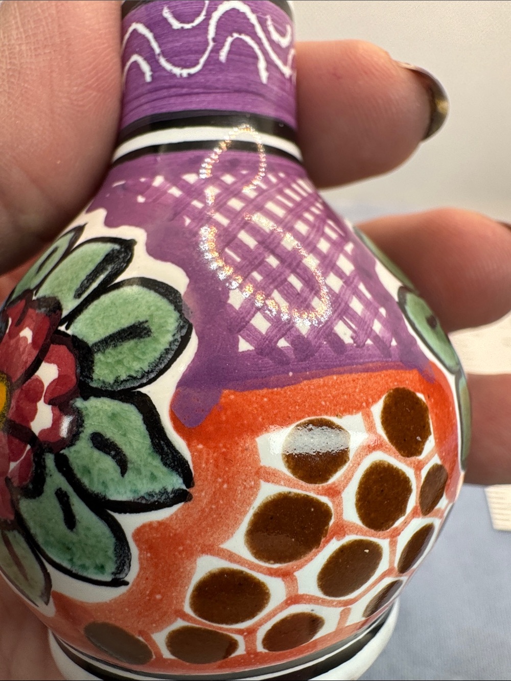 Vintage Hand-Painted Floral Ceramic Bud Vase Made in Puebla Mexico - Picture 12 of 16
